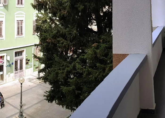 아파트 Kalea Center By Guide 풀라